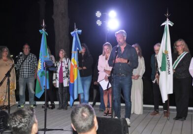 Monte Hermoso respiró poesía en el 30° Encuentro Nacional de la Poesía y el Mar