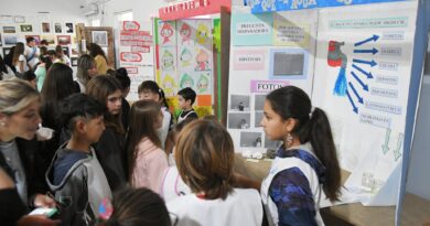 La Secretaría de Salud organizó una Feria de Ciencias Escolar sobre prevención de consumos problemáticos