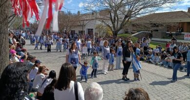 Coronel Pringles celebró sus 144 años con desfile, música y festejos