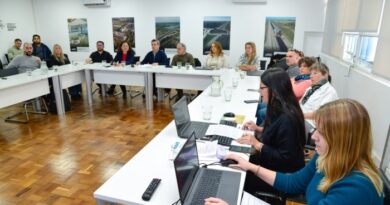 La Provincia presentó las bases para la gestión integral de cianobacterias