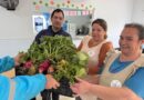 La huerta municipal cosechó alimentos y los distribuyó entre comedores locales